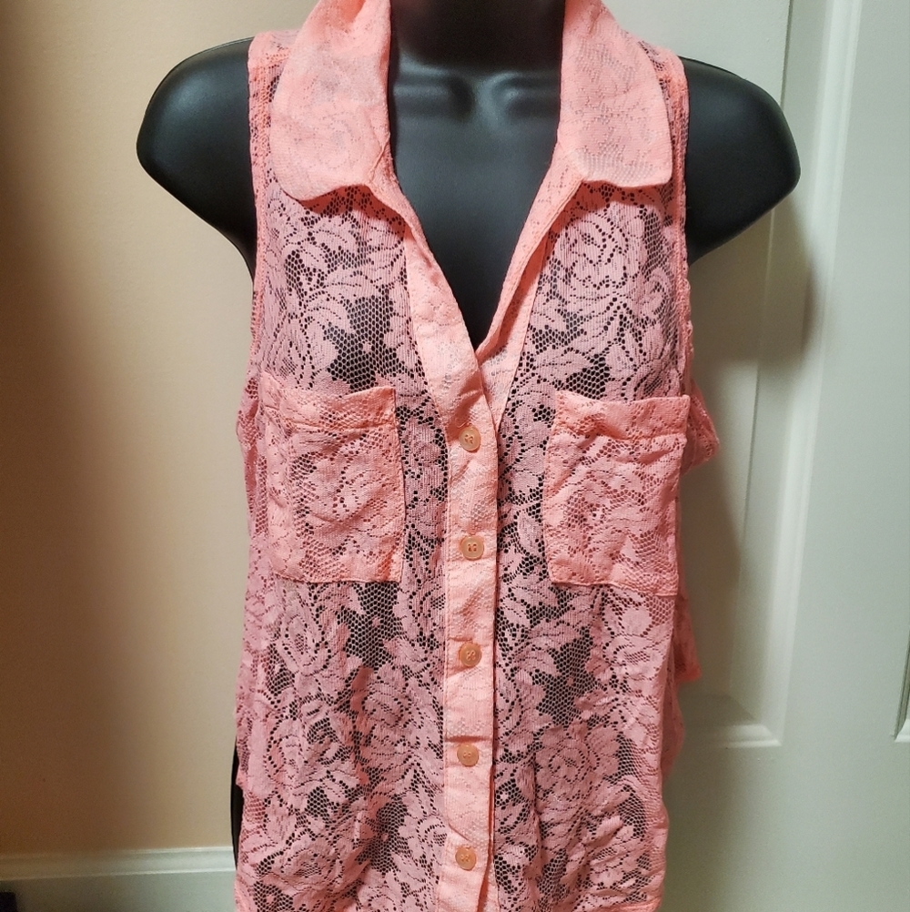 Love Rocks Lace Sleeveless Top